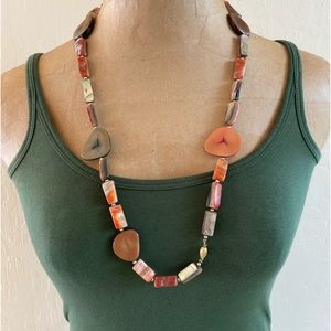 Gorgeous Shell/ Petrified Wood-like necklace in Perfect Condition! Very Unique